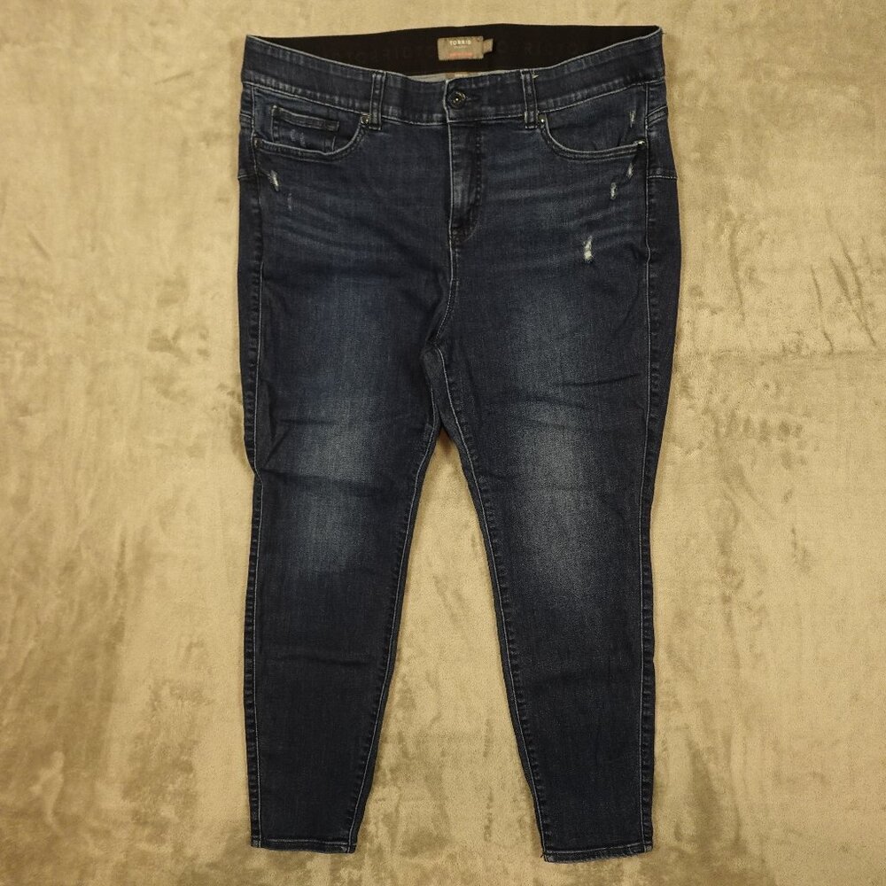 Torrid Bombshell‎ Skinny Jeans - Super Soft Dark Wash | Size 20 Short
